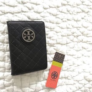 NWOT Tory Burch Mercer Transit Pass Holder Wallet